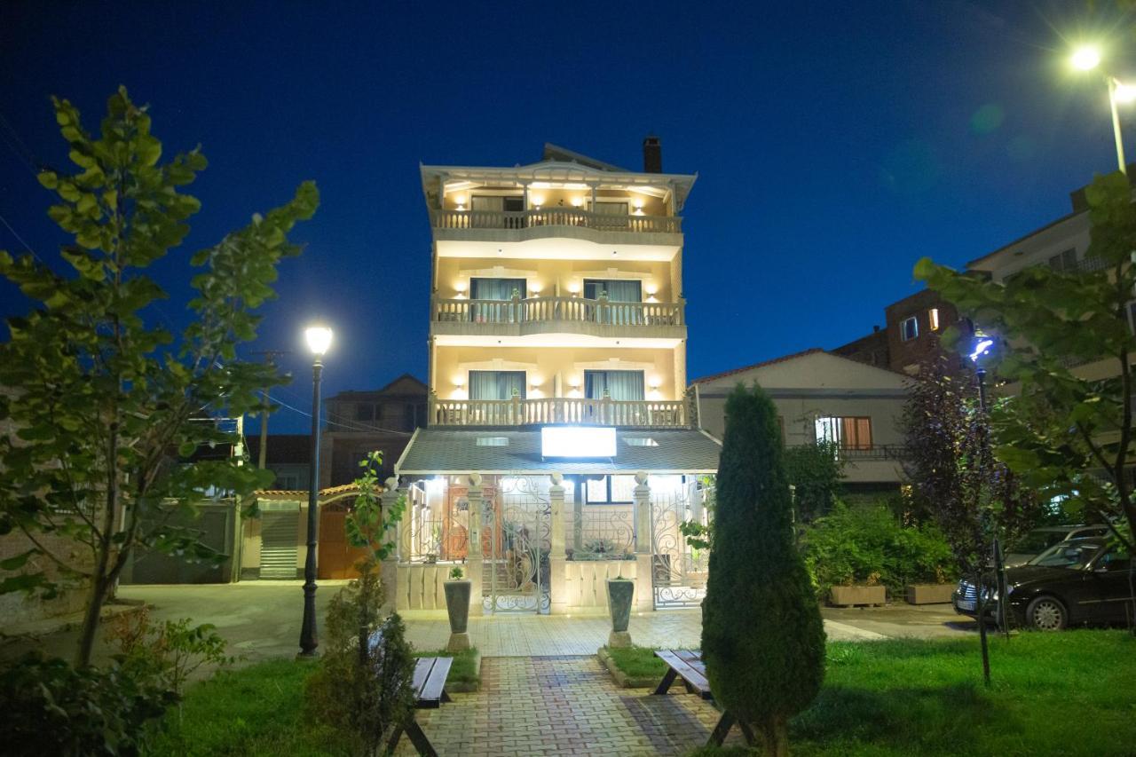 Vila Mariss Корча Екстер'єр фото