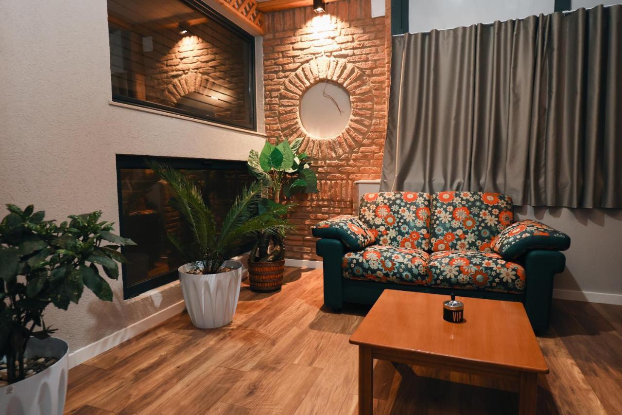 Vila Mariss Корча Екстер'єр фото